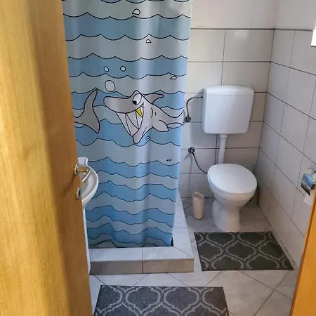 Holiday home Cozy Near Carsija And Airport